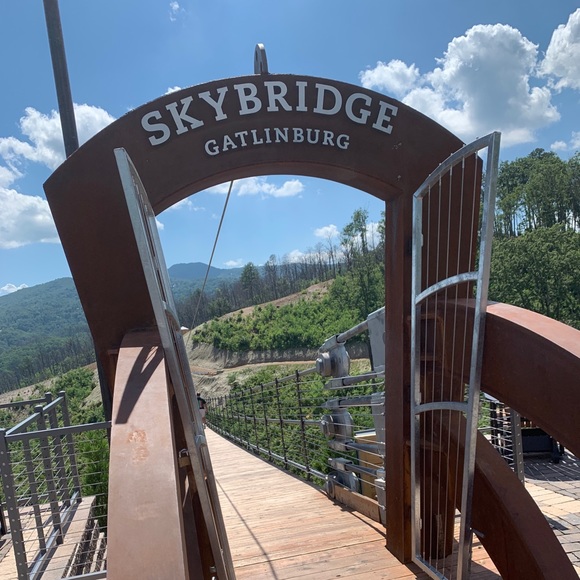 Meet your Posher, Keegan - Picture 1 of 1